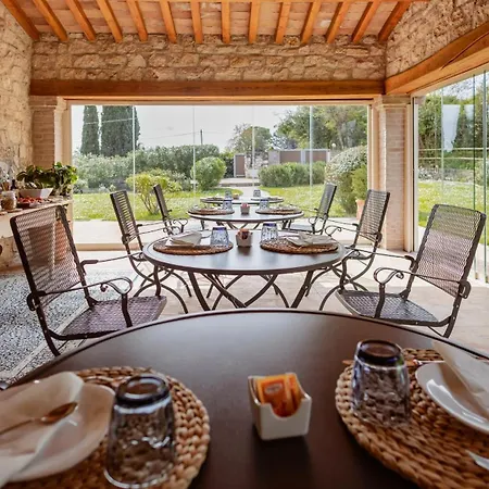 Country Bed & Breakfast *